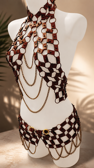 Handgemaakte Leather Chain Harness Set &ndash; Luxe Festival &amp; Clubwear Bodypiece in Bruin/Goud
