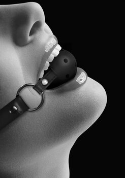 Ademende Bal Knevel Zwart / Breathable Ball Gag Black Ademende Bal Knevel Zwart / Breathable Ball Gag Black